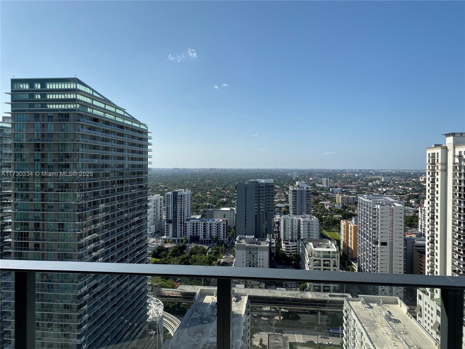 Amazing 1 bedroom and 1.5 bath residence in the sky. Brickell Flatiron is a 64-story glass tower by developer Ugo
Colombo featuring the highest quality Italian finishes, resort style amenities and service. Amenities include rooftop
spa and fitness center with private steam, sauna, locker facilities, lap pool, children’s playroom, full-time doorman
and concierge, private movie theater, wine room and social lounge. Located in the heart of Brickell, close to Mary
Brickell Village, Brickell City Centre and all that Brickell has to offer.