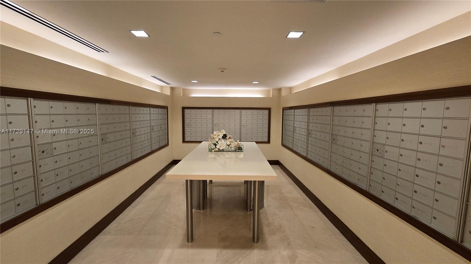 1060 Brickell Ave #3605, Miami FL 33131