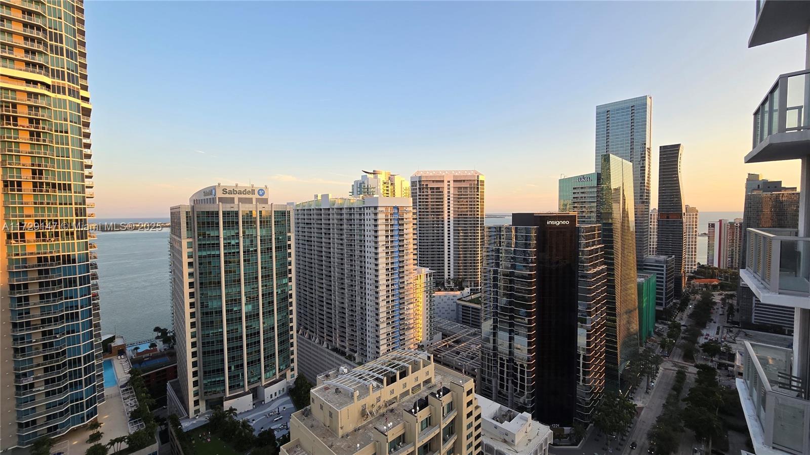 1060 Brickell Ave #3605, Miami FL 33131