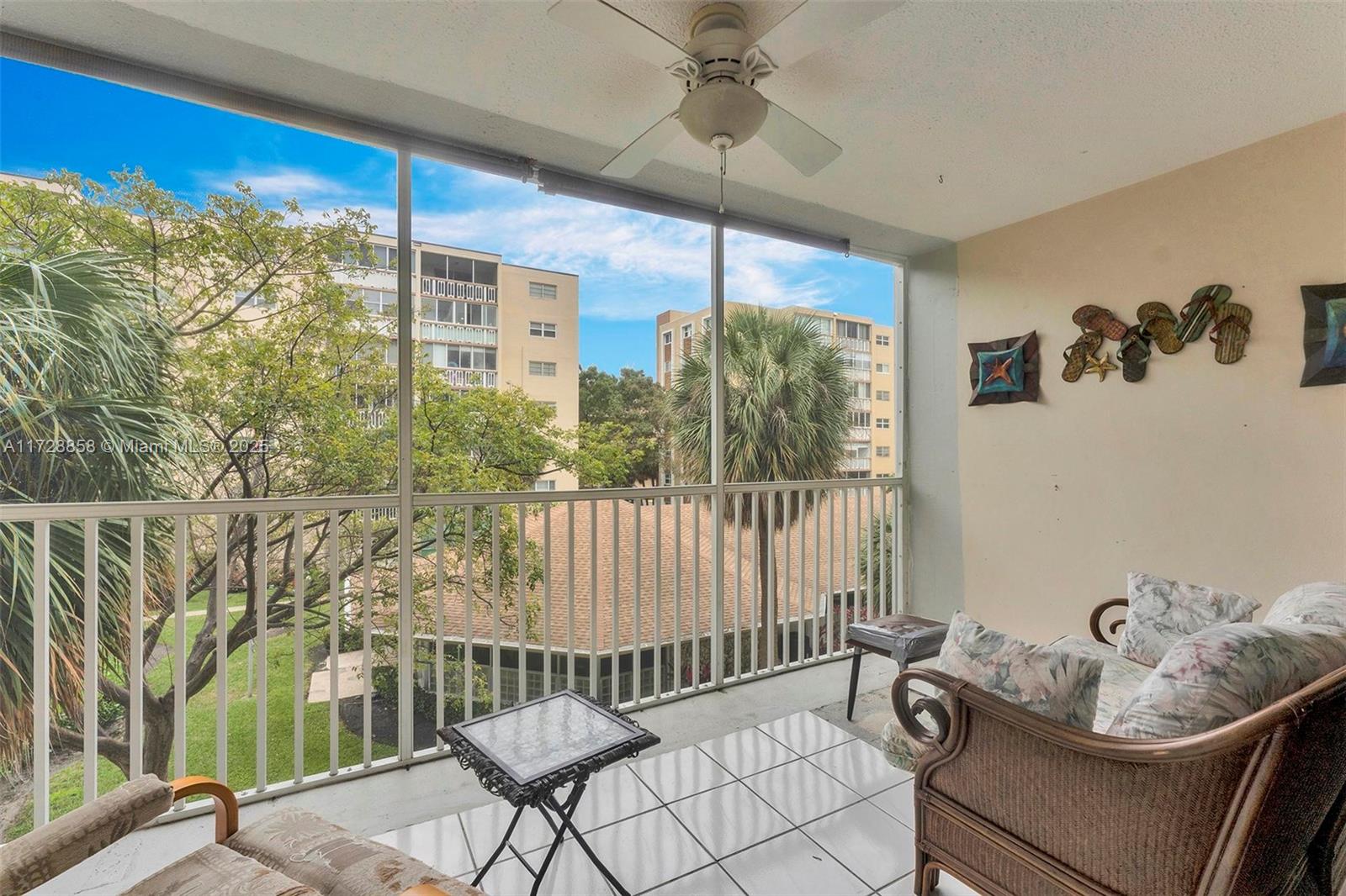 619 NE 14th Ave #307, Hallandale Beach, Florida image 19