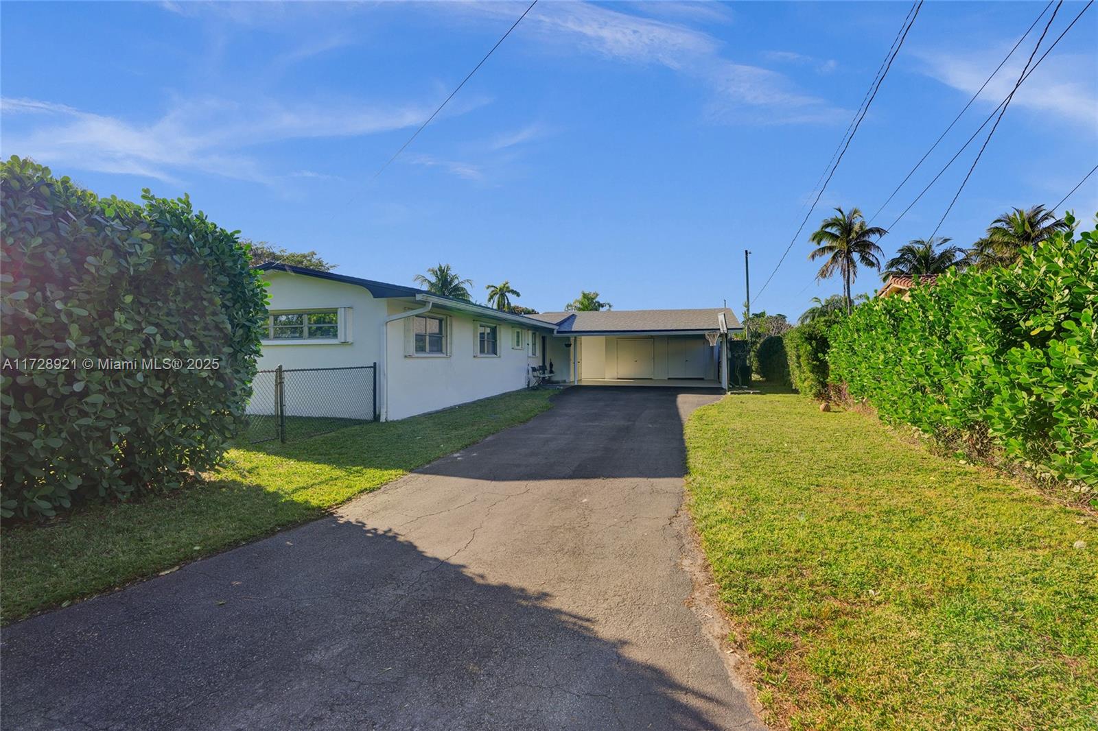 319 N Crescent Dr, Hollywood, Florida image 36