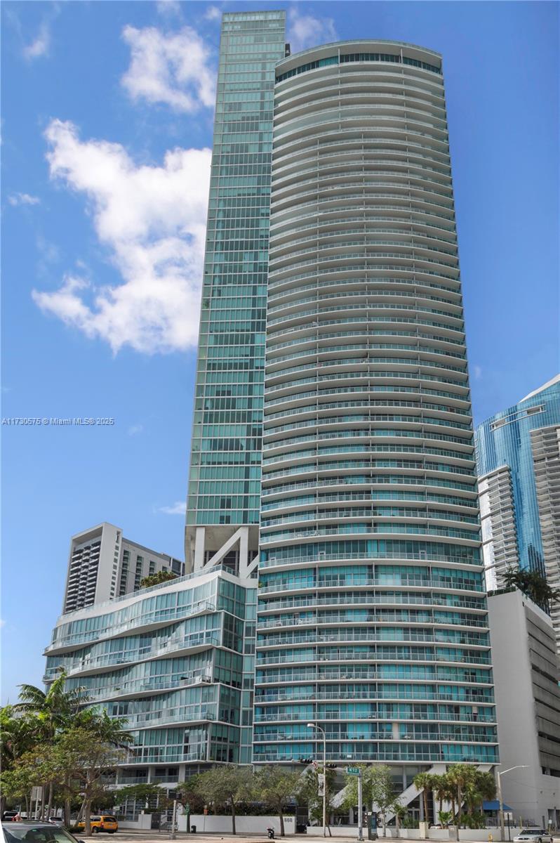888 Biscayne Blvd #3410, Miami FL 33132