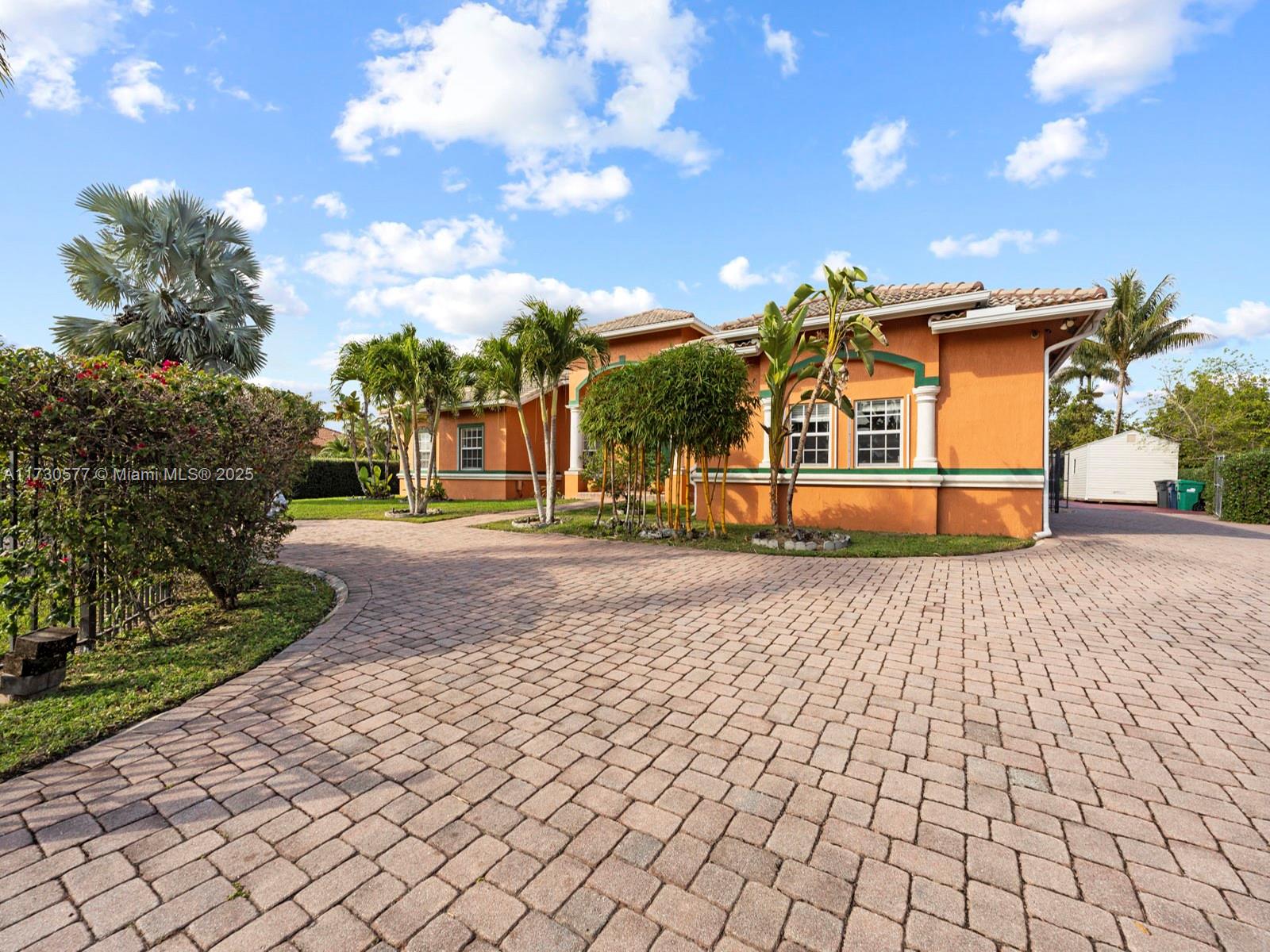 16741 SW 282nd St, Homestead, Florida image 9