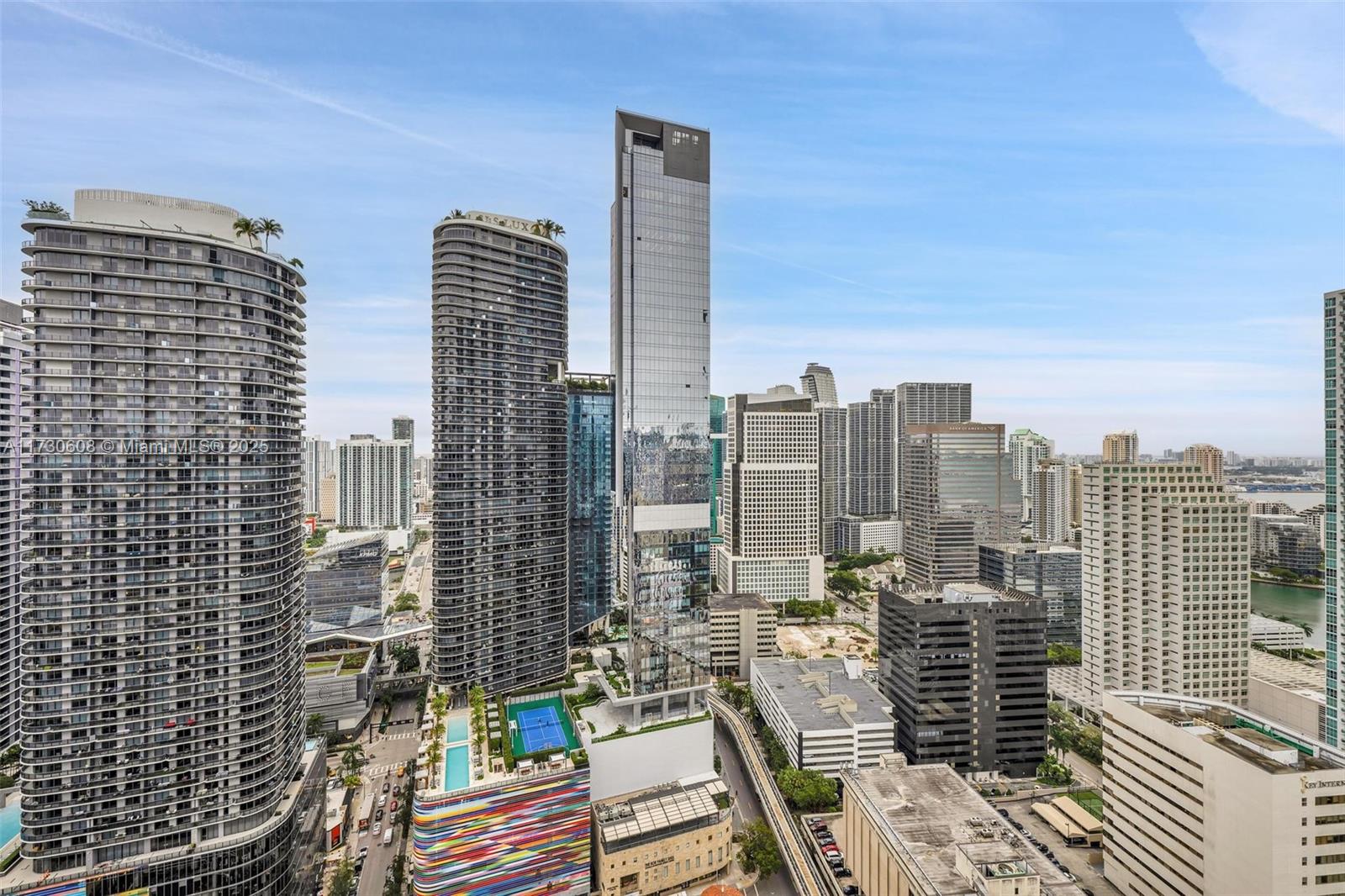 1000 Brickell Plz #3914, Miami FL 33131