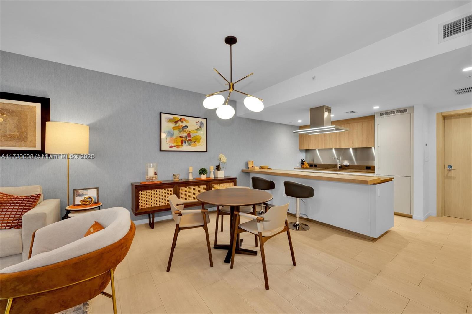 1000 Brickell Plz #3914, Miami FL 33131