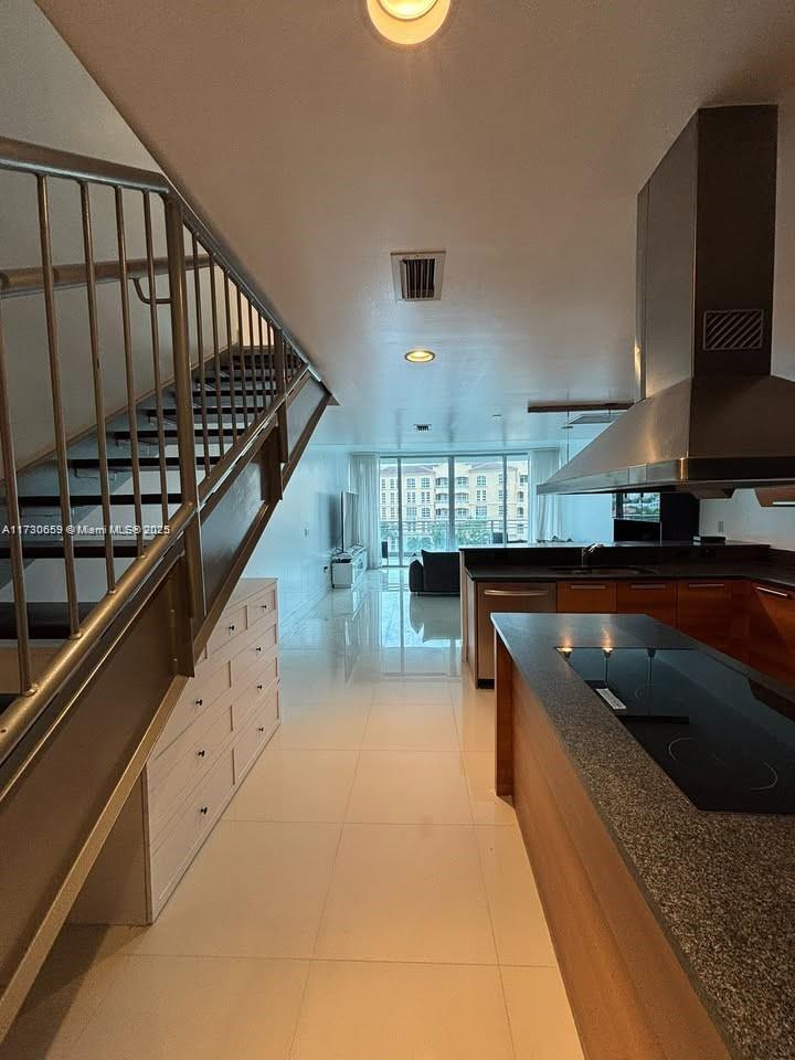 2950 NE 188th #430, Aventura FL 33180