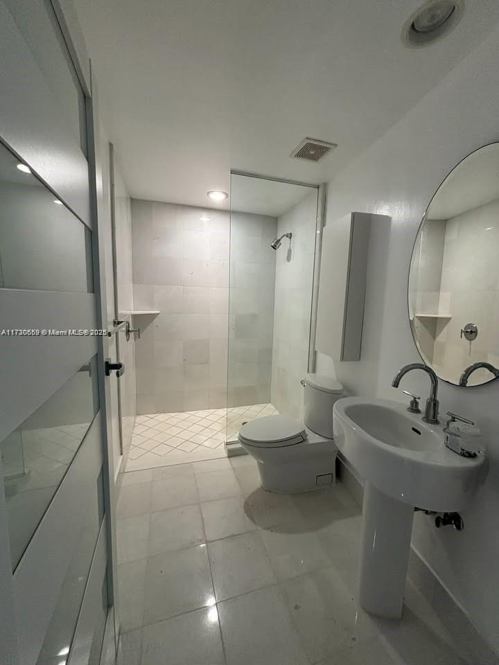 2950 NE 188th #430, Aventura FL 33180