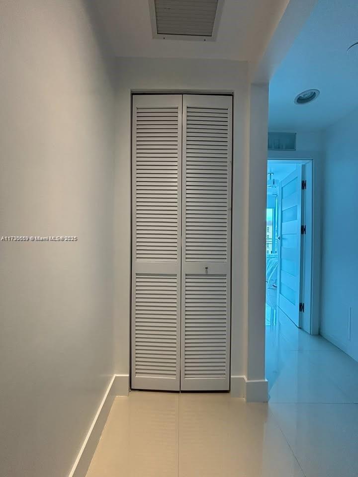 2950 NE 188th #430, Aventura FL 33180