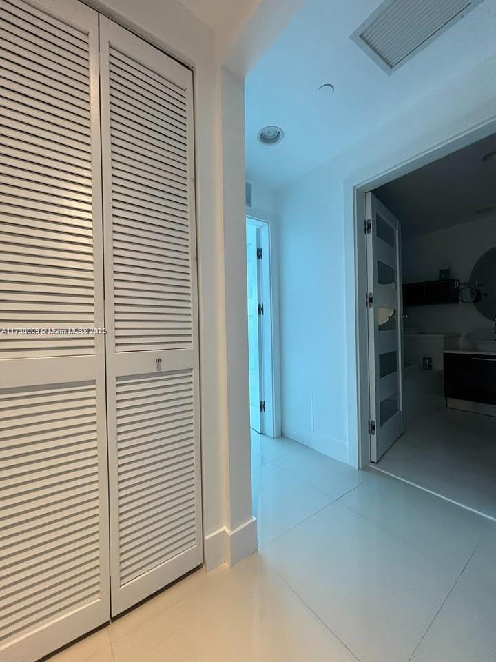 2950 NE 188th #430, Aventura FL 33180