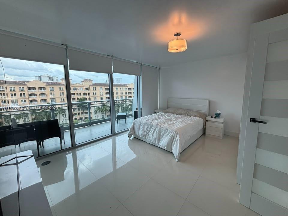 2950 NE 188th #430, Aventura FL 33180