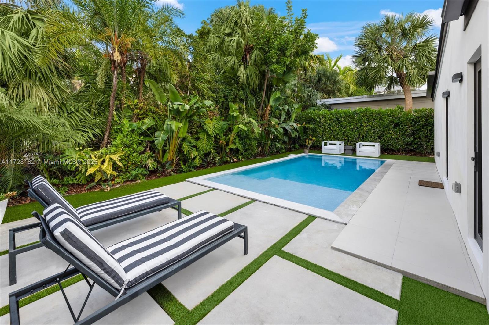 611 W 51st St, Miami Beach, Florida image 27