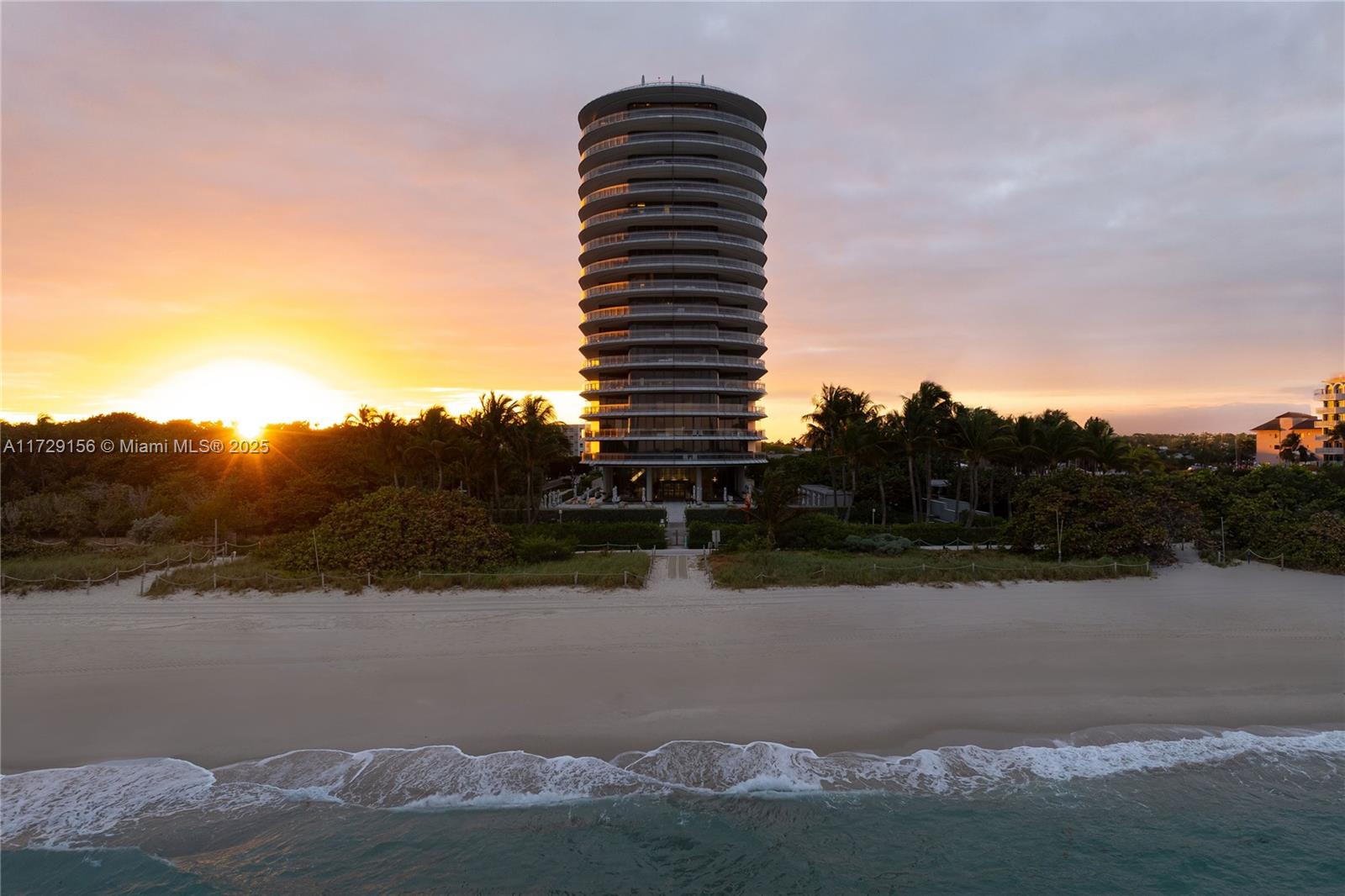 8701 Collins Ave #902, Miami Beach, Florida image 24