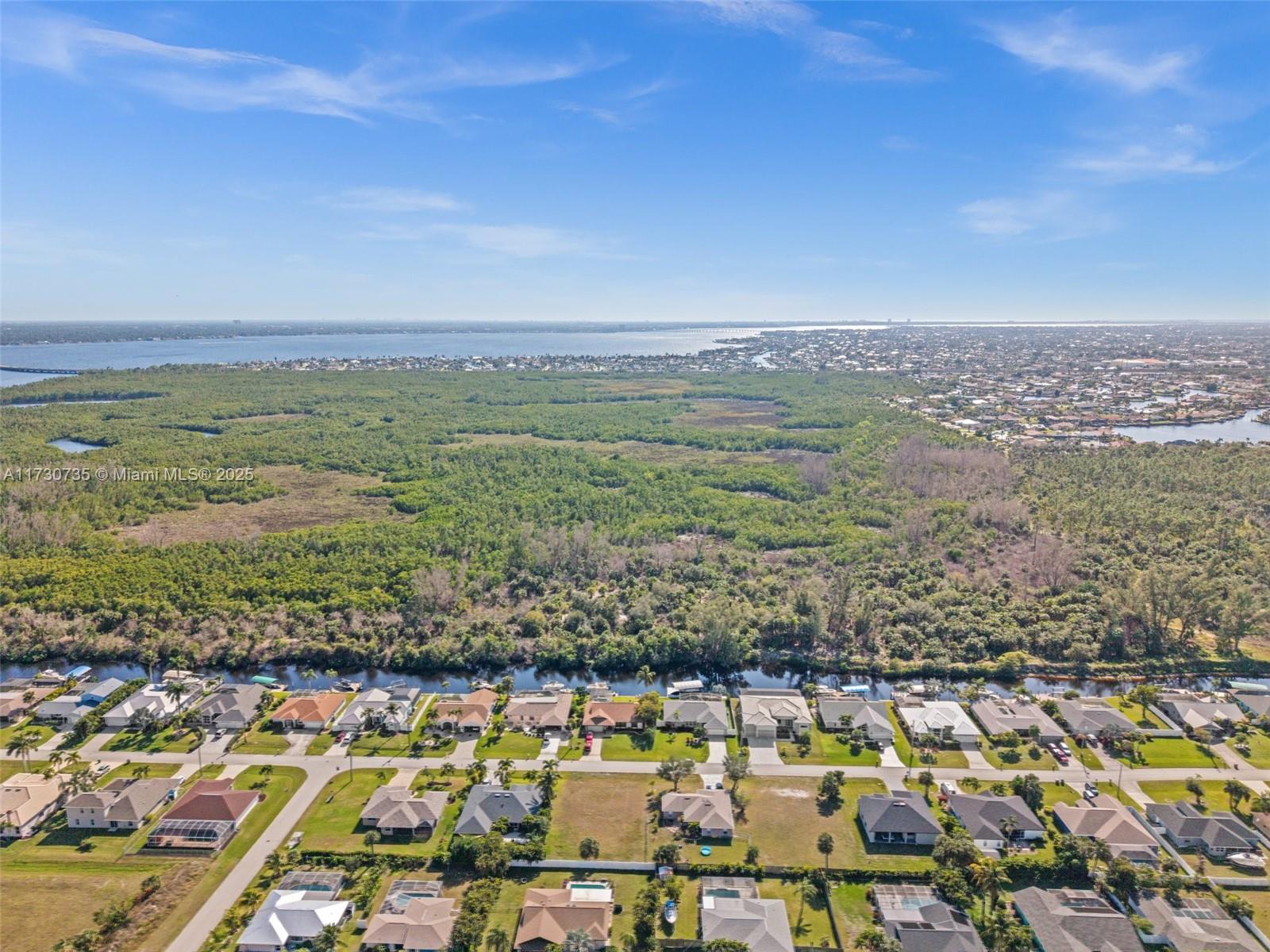 2133 Coral Point Dr, Cape Coral, Florida image 8