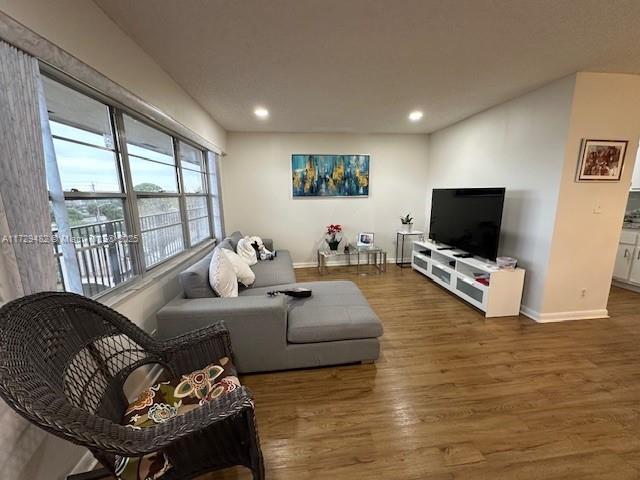 1551 SW 135th Ter #404G, Pembroke Pines, Florida image 2