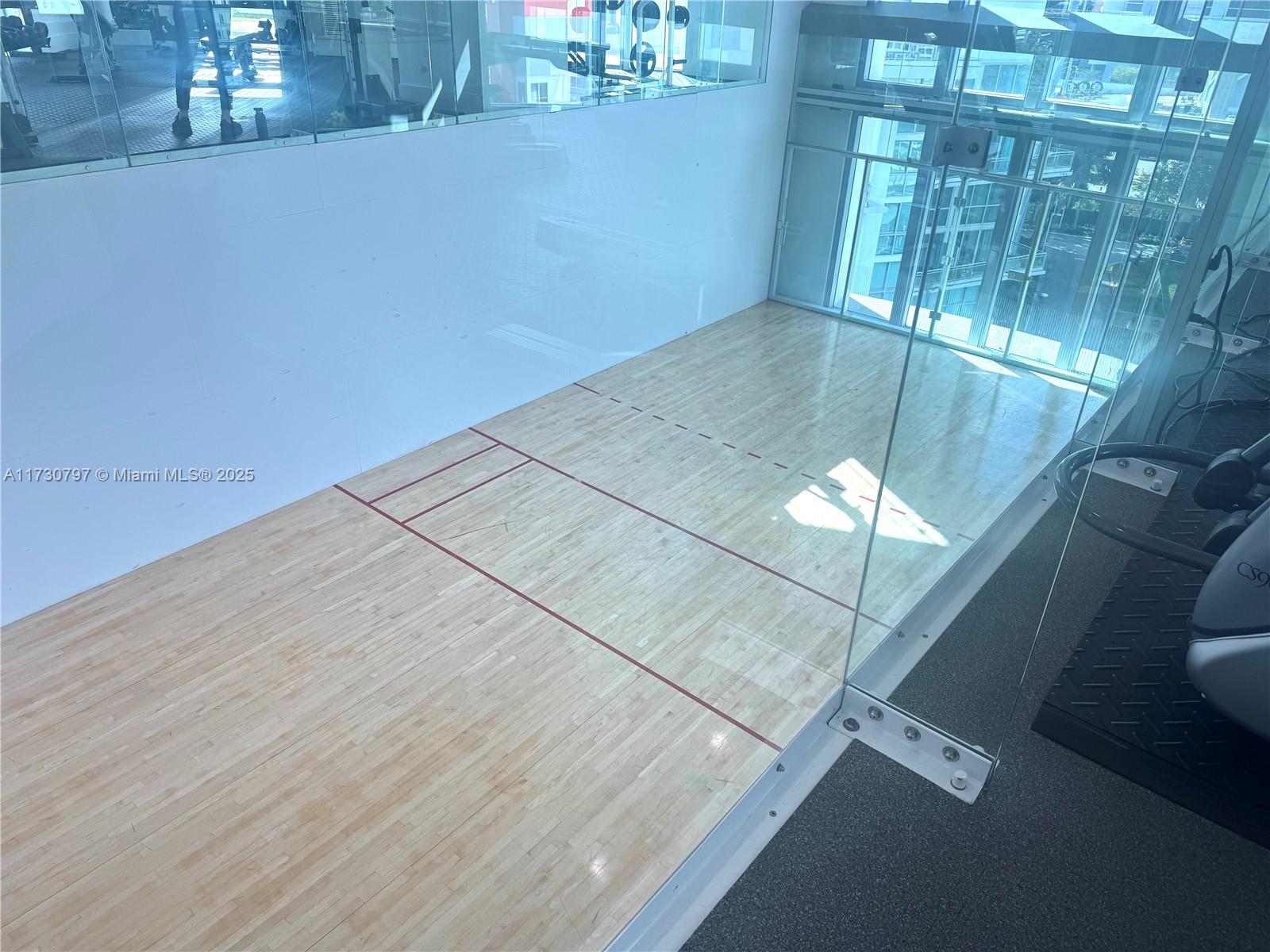 350 S Miami Ave #2710, Miami FL 33130