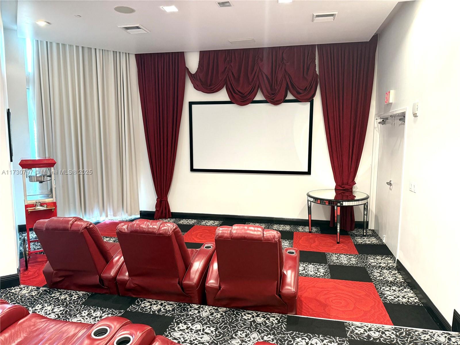 350 S Miami Ave #2710, Miami FL 33130