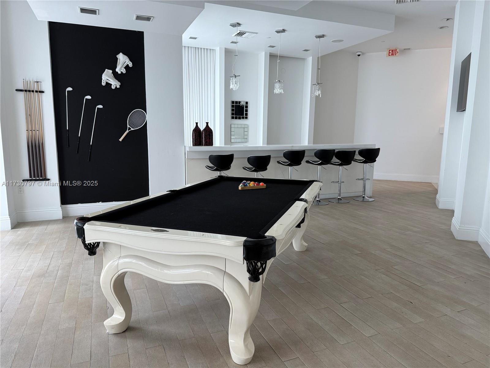 350 S Miami Ave #2710, Miami FL 33130