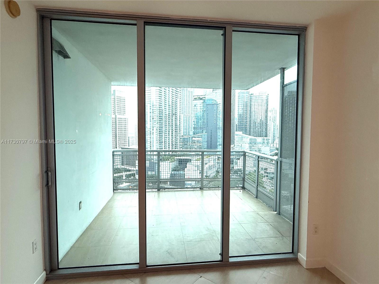 350 S Miami Ave #2710, Miami FL 33130