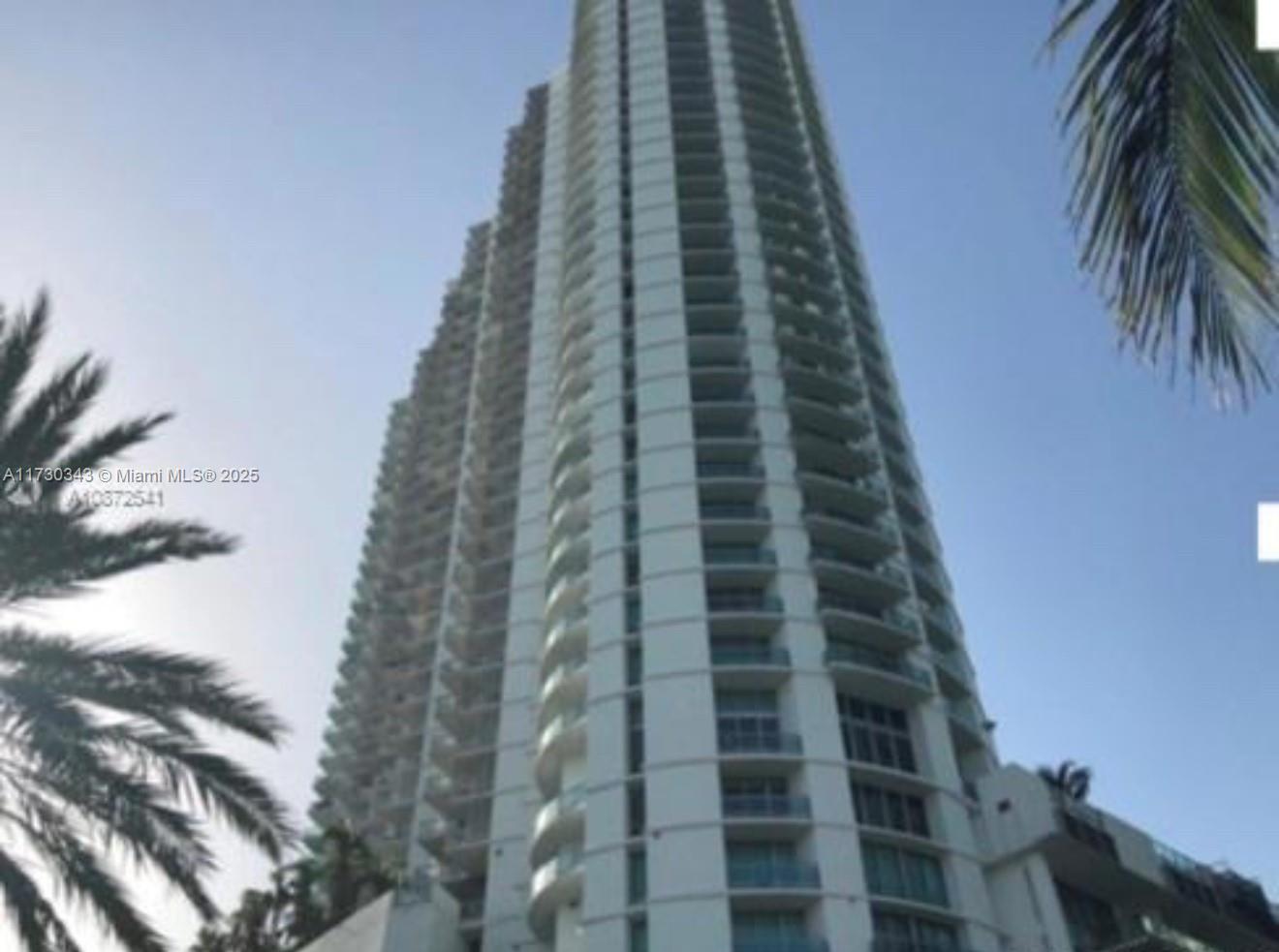 350 S Miami Ave #1707, Miami FL 33130
