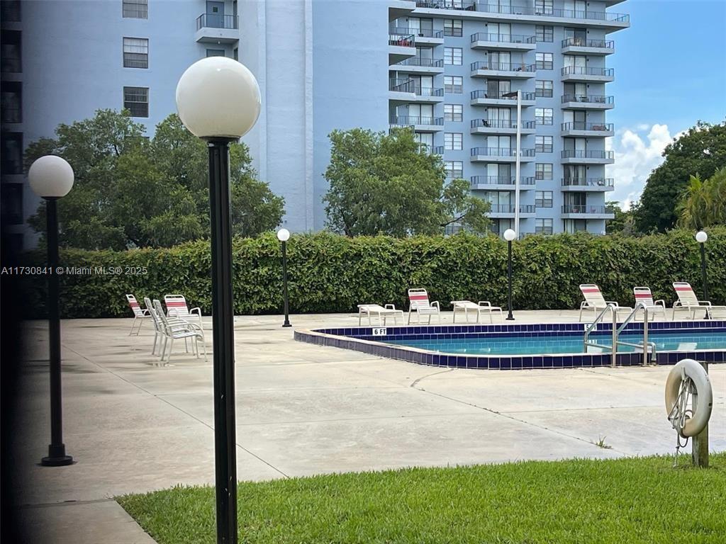 Listing Photo 17