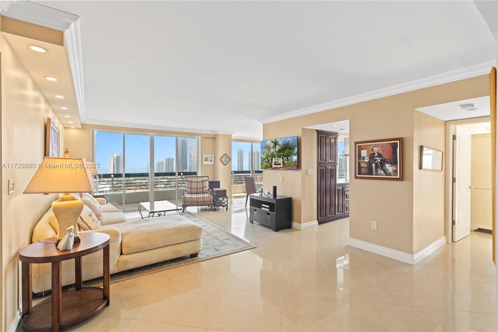 3530 Mystic Pointe Dr #2515, Aventura, Florida image 10