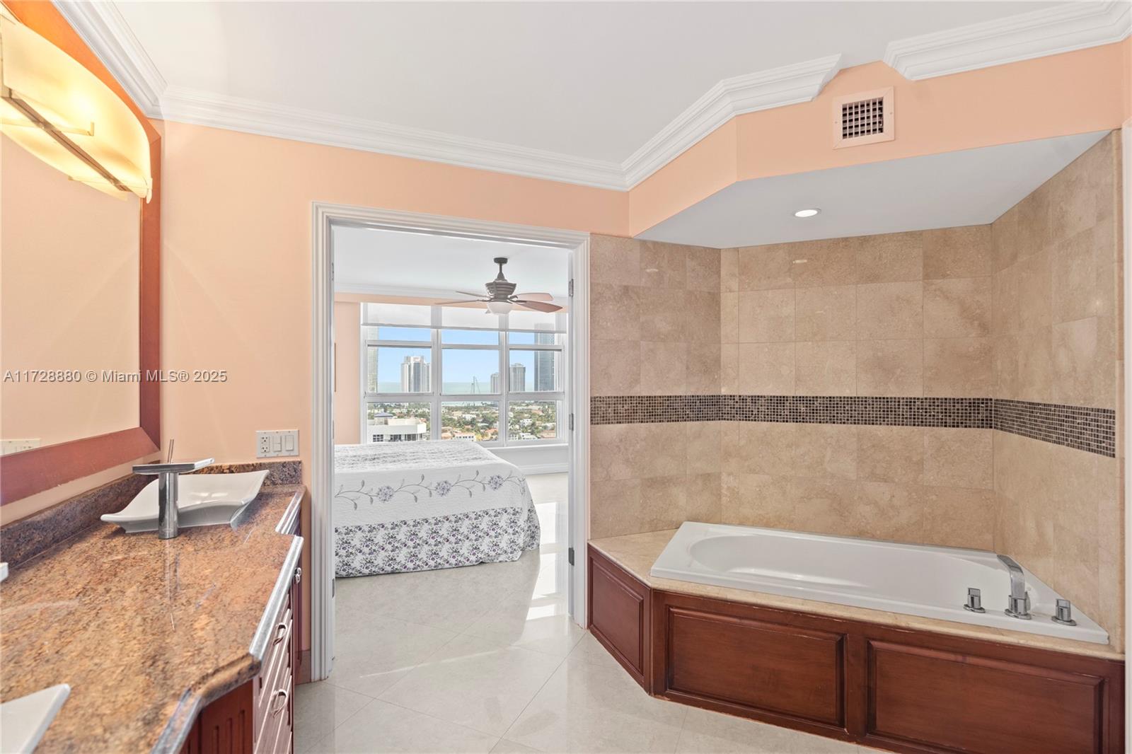 3530 Mystic Pointe Dr #2515, Aventura, Florida image 15