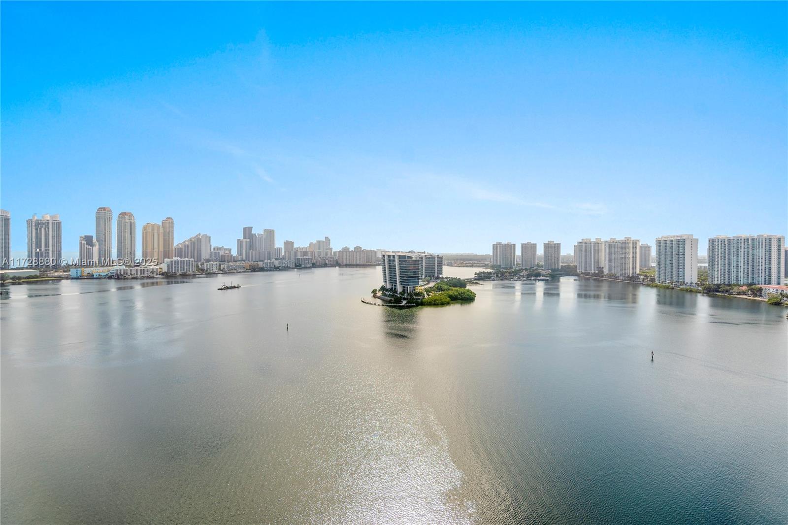 3530 Mystic Pointe Dr #2515, Aventura, Florida image 2