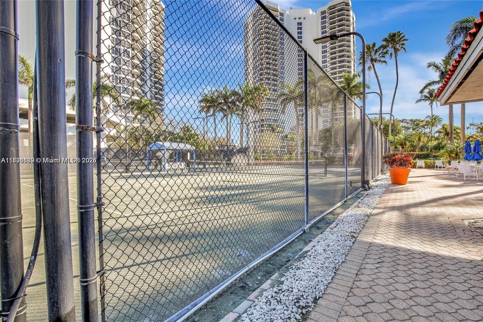 3530 Mystic Pointe Dr #2515, Aventura, Florida image 26