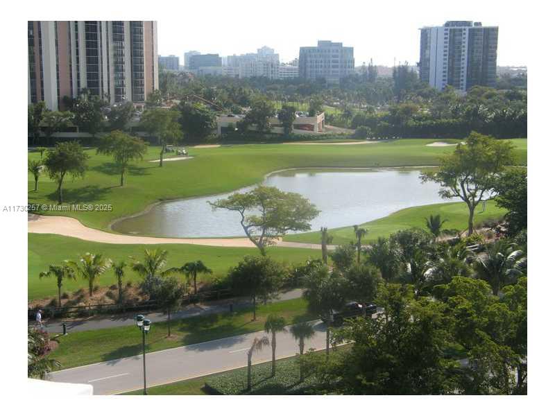 3101 N Country Club Drive #306, Aventura, Florida image 10