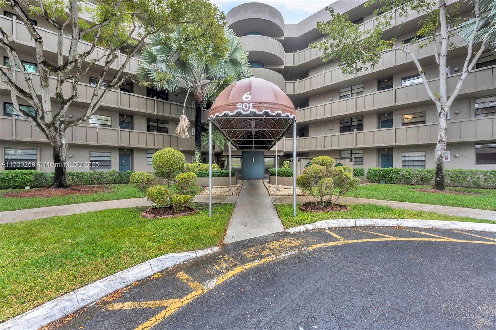 901 Colony Point Cir #308, Pembroke Pines, Florida image 43