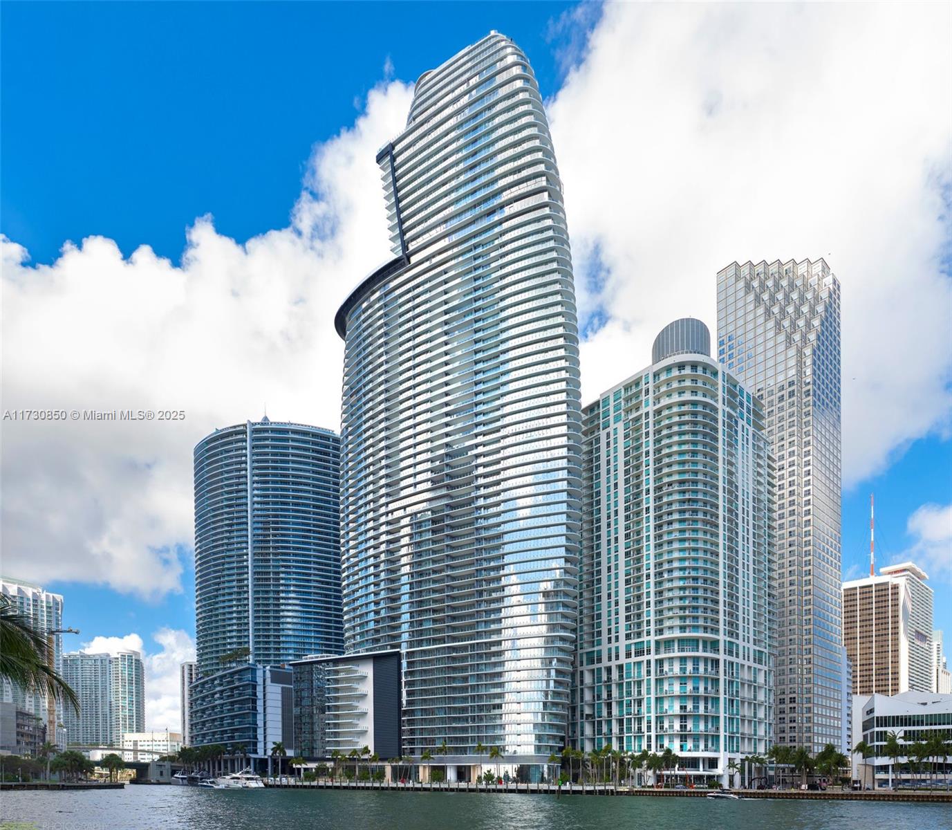 Condo for Sale in Miami, FL