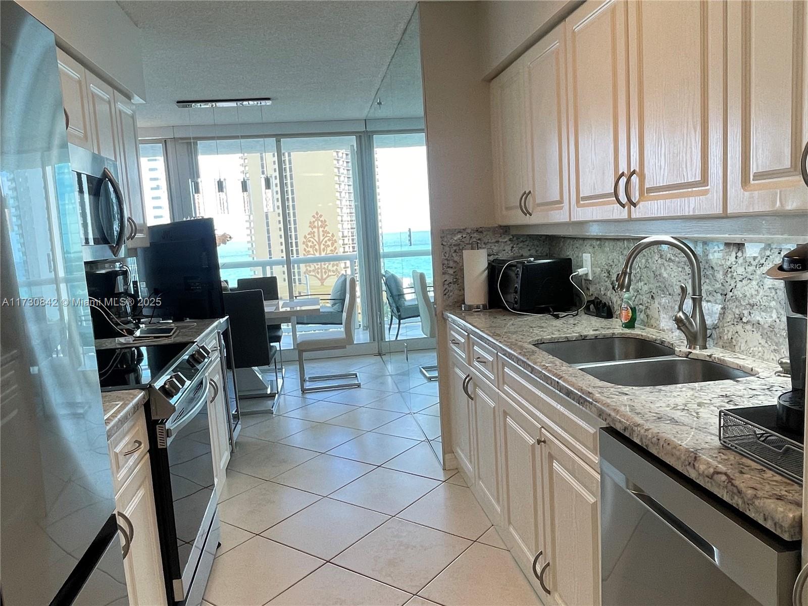 16400 Collins Ave #1242, Sunny Isles Beach, Florida image 9