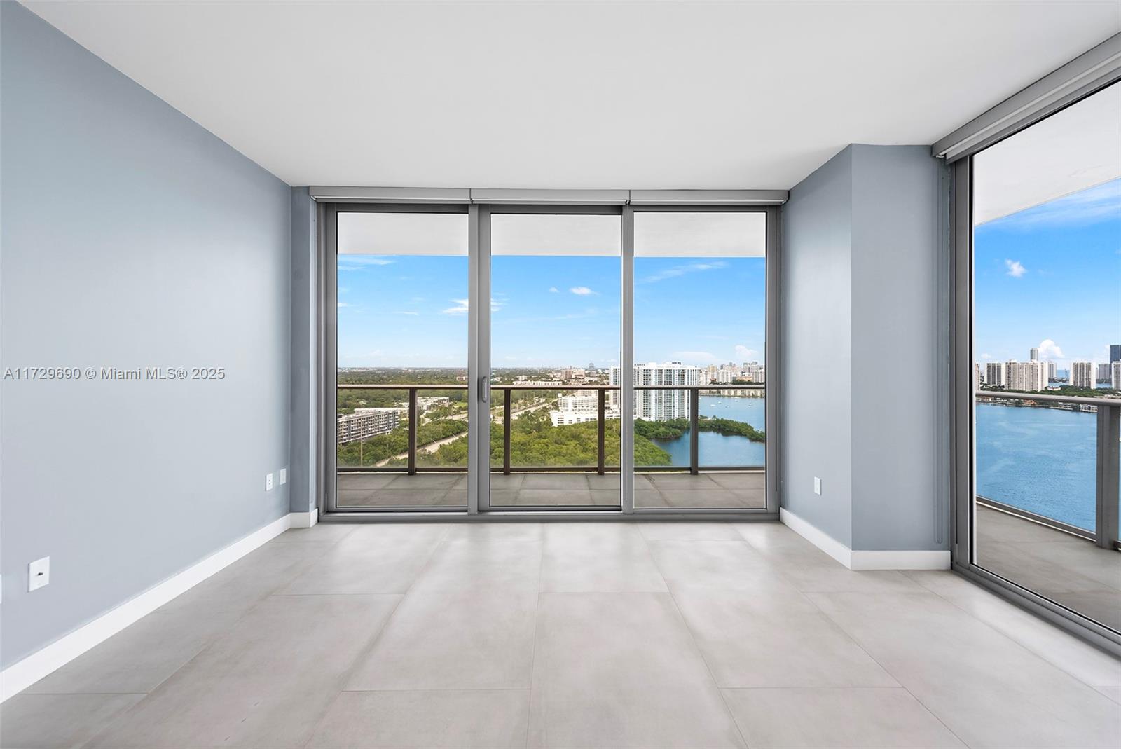 16385 Biscayne Blvd #2807 + 2 PARKING, North Miami Beach, Florida image 27