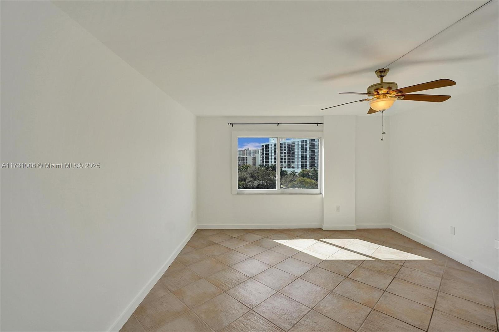 200 178th Dr #708, Sunny Isles Beach, Florida image 13