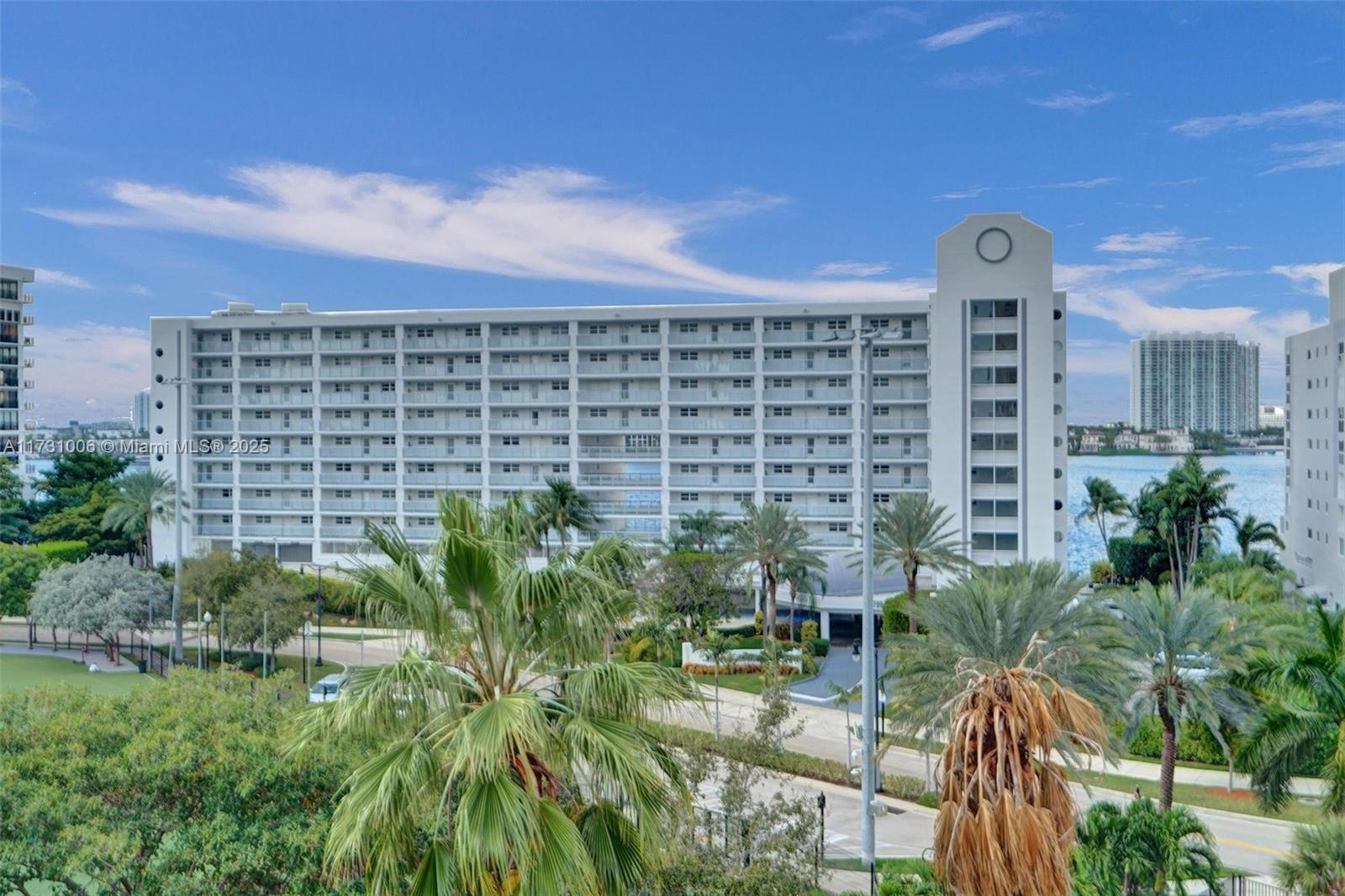 200 178th Dr #708, Sunny Isles Beach, Florida image 16