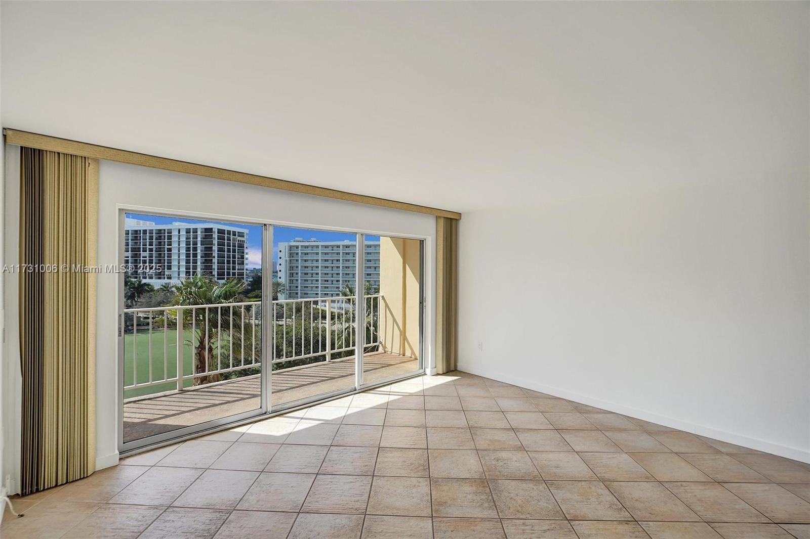 200 178th Dr #708, Sunny Isles Beach, Florida image 8