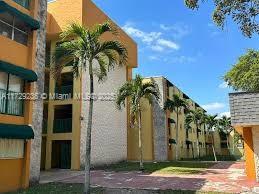 606 W 81st St, Hialeah, Florida image 5