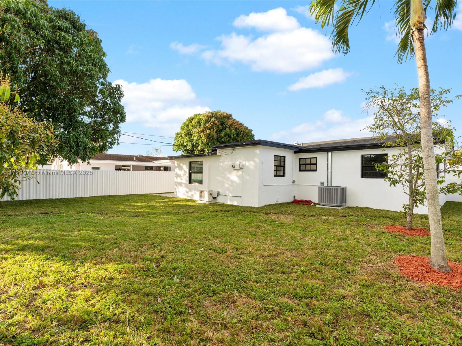 7680 Shalimar St, Miramar, Florida image 8