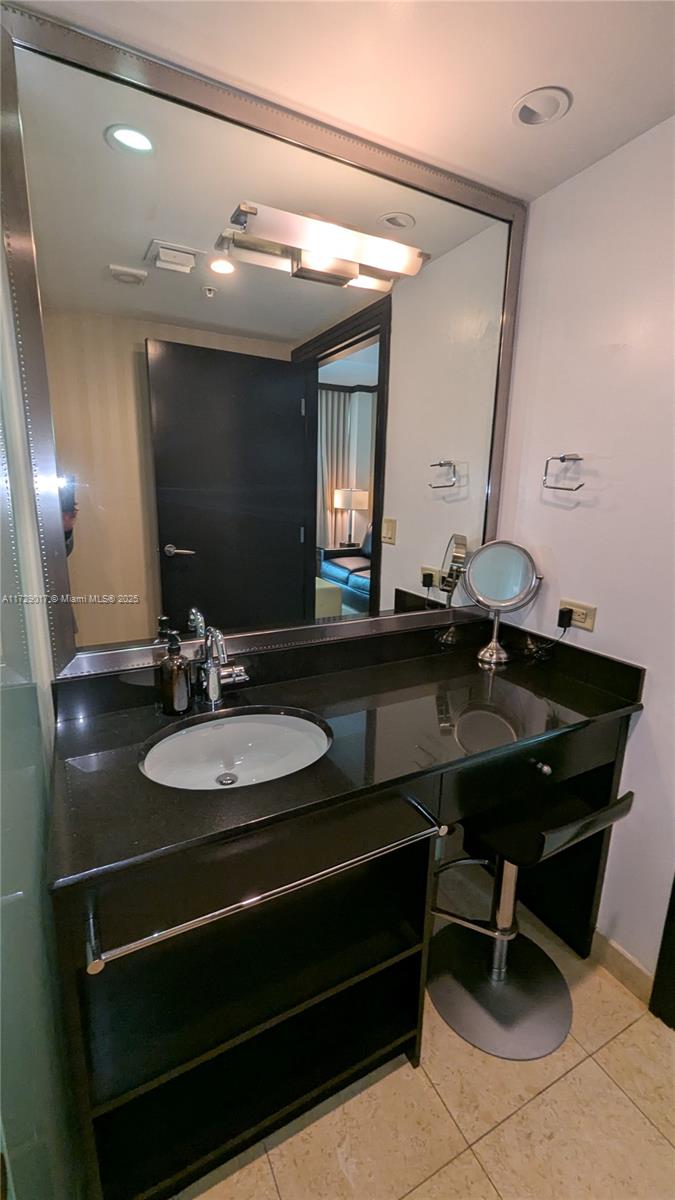 1437 Collins Ave #214, Miami Beach, Florida image 12