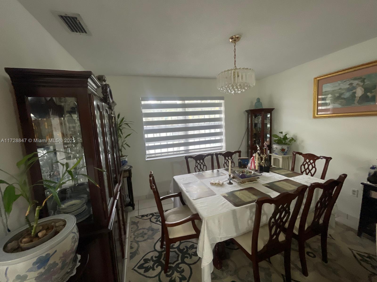 12057 SW 10th St #202, Miami, Florida image 3