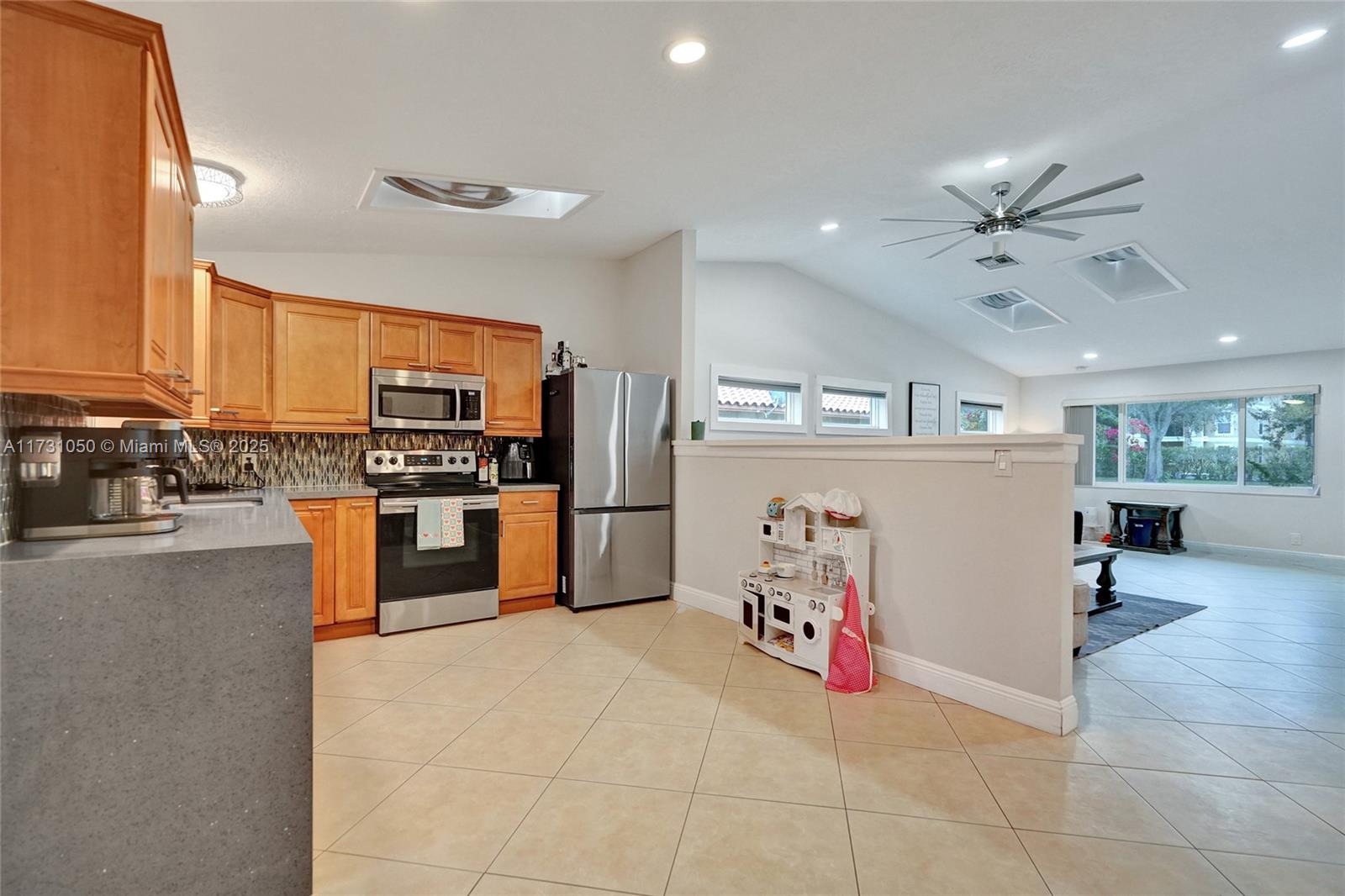 877 NW 87th Ave, Coral Springs, Florida image 10