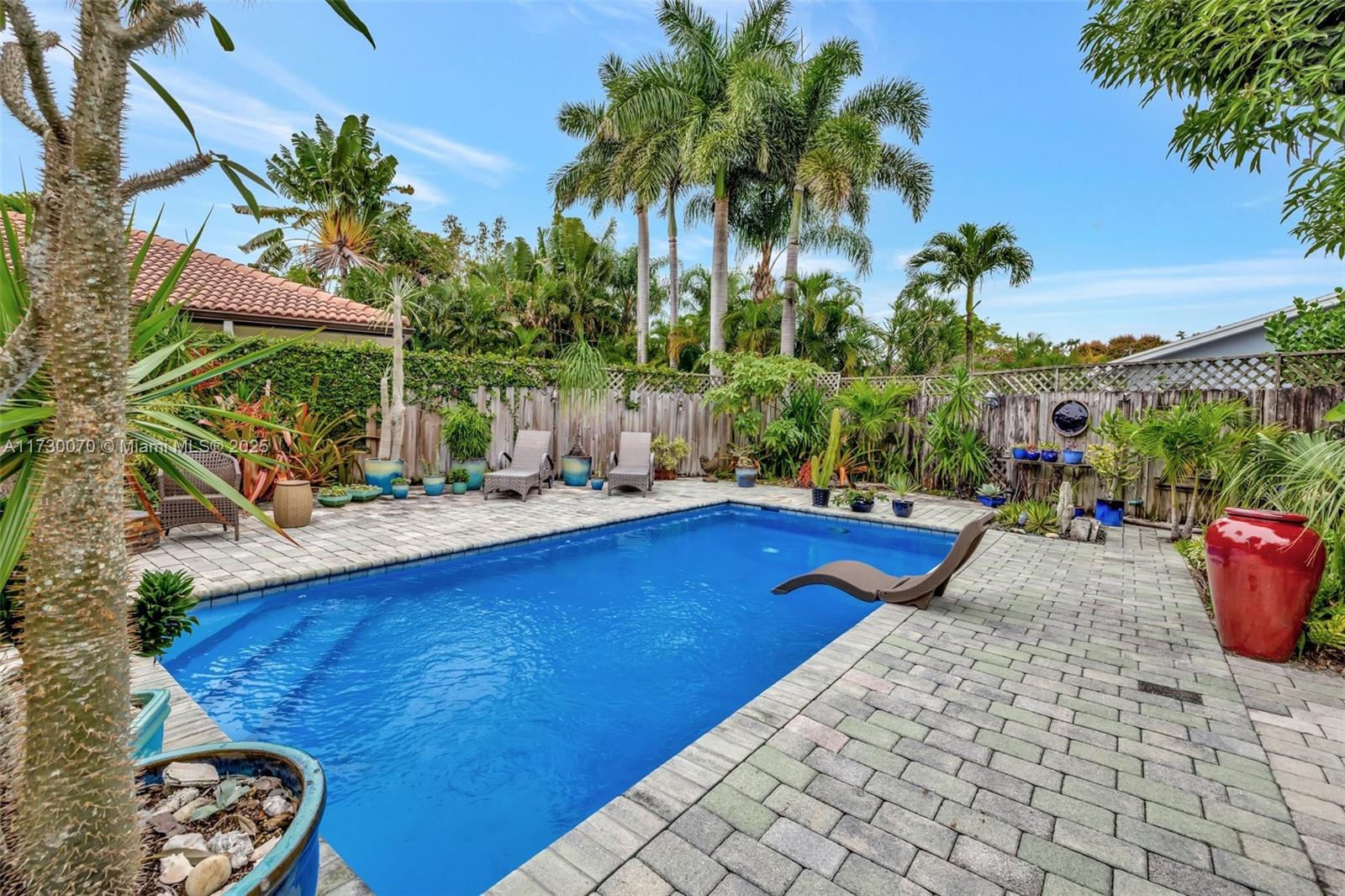 1401 NE 33rd St, Oakland Park, Florida image 1