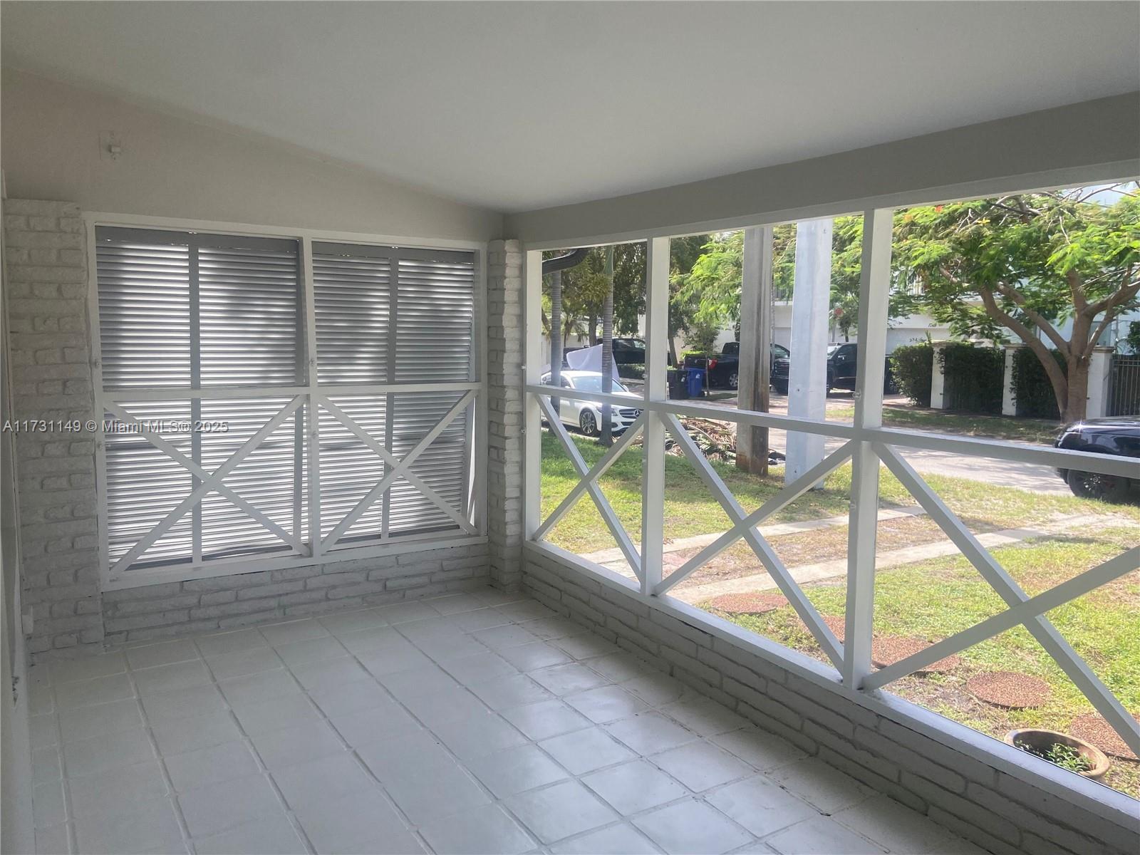 1770 NE 12th St, Fort Lauderdale, Florida image 2