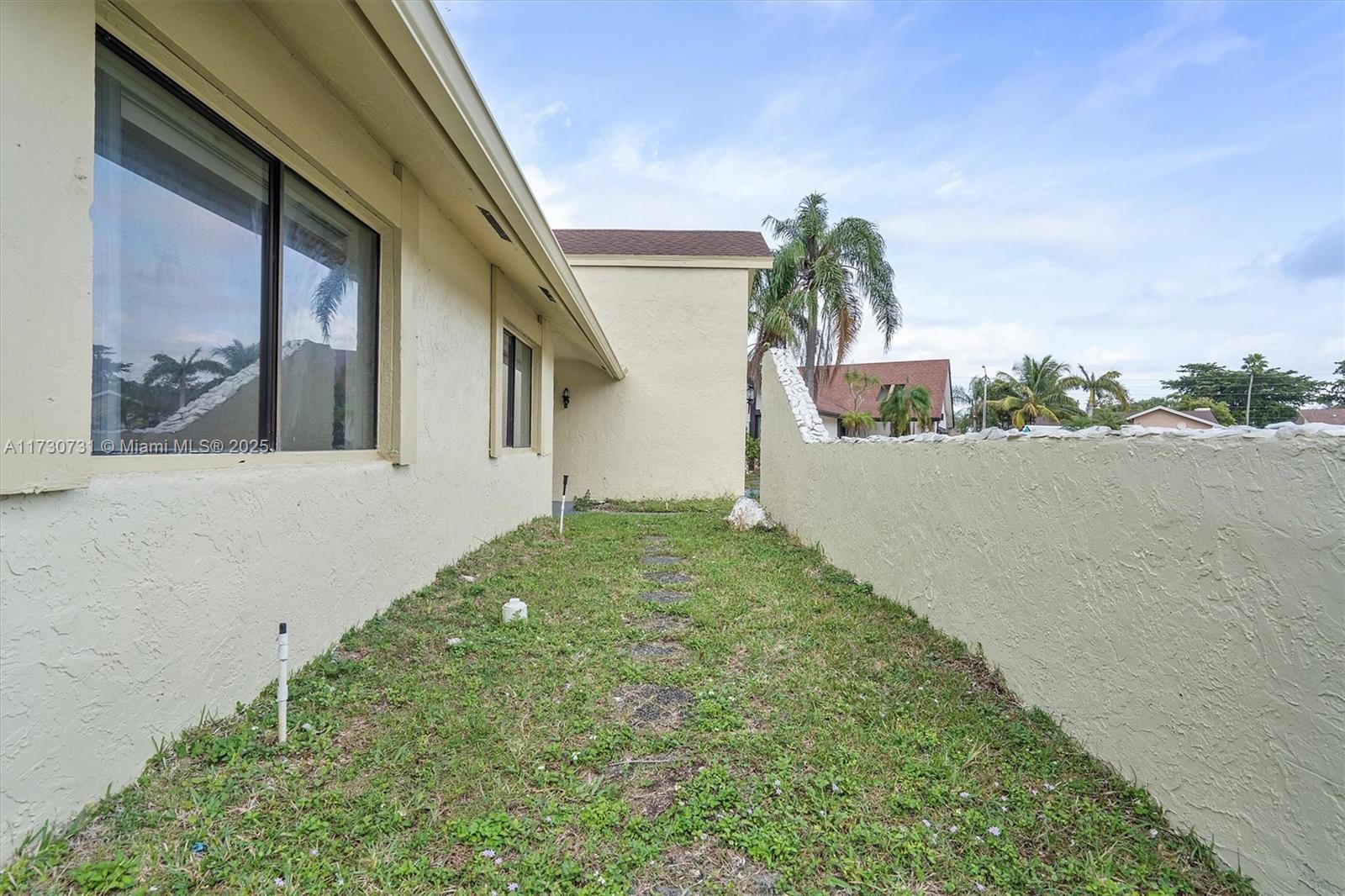 8017 NW 83rd Way, Tamarac, Florida image 33