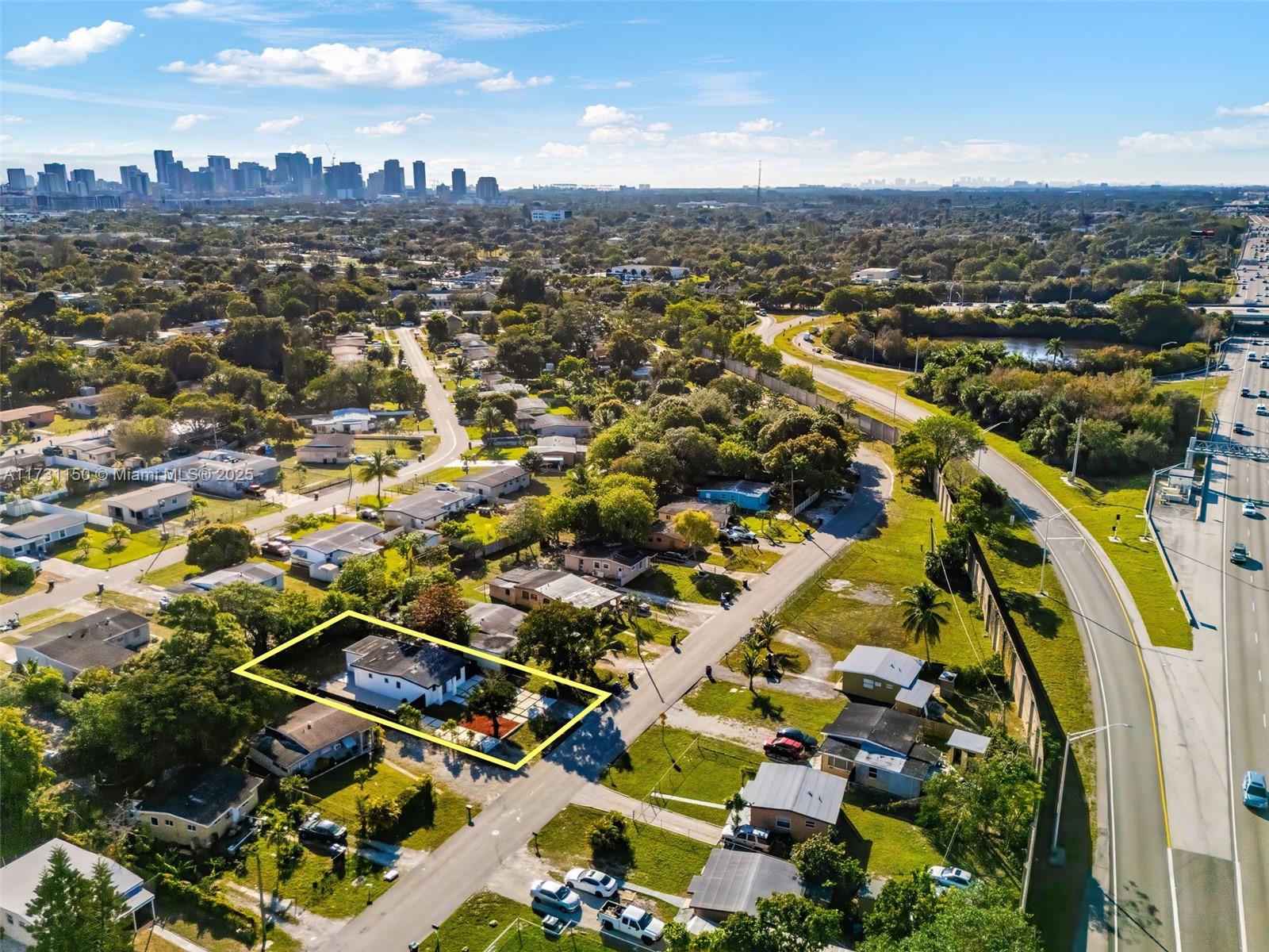 1713 Lauderdale Manor Dr, Fort Lauderdale, Florida image 1