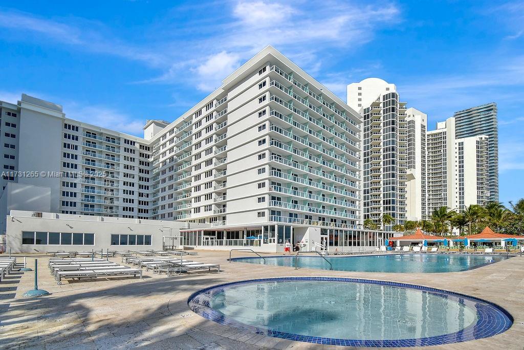 19201 Collins Ave #526, Sunny Isles Beach, Florida image 21