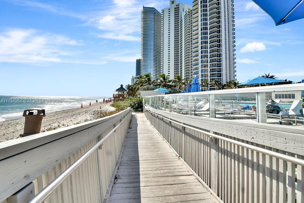 19201 Collins Ave #526, Sunny Isles Beach, Florida image 24