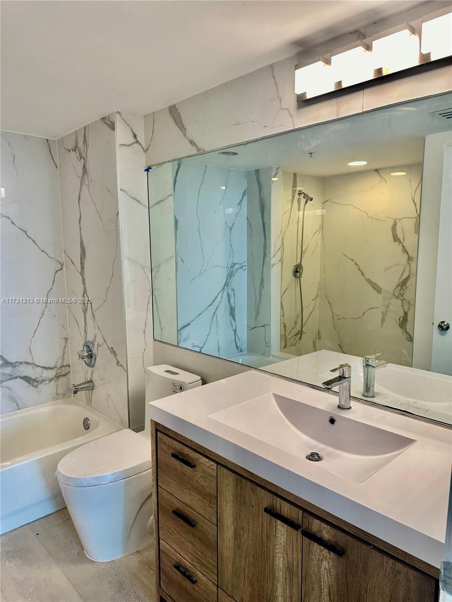 650 W West Ave #1603, Miami Beach, Florida image 17