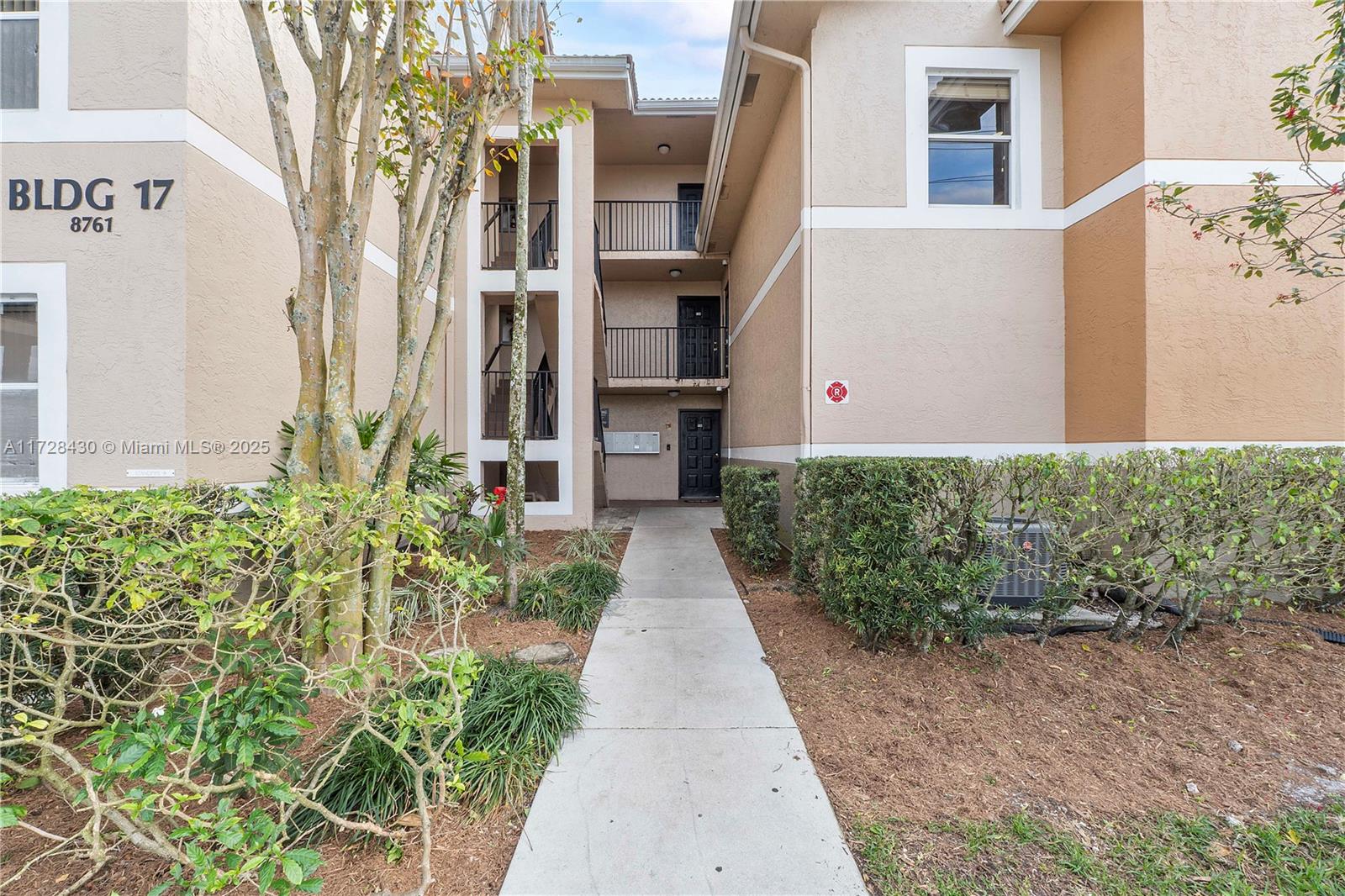 8761 Wiles Rd #206, Coral Springs, Florida image 1