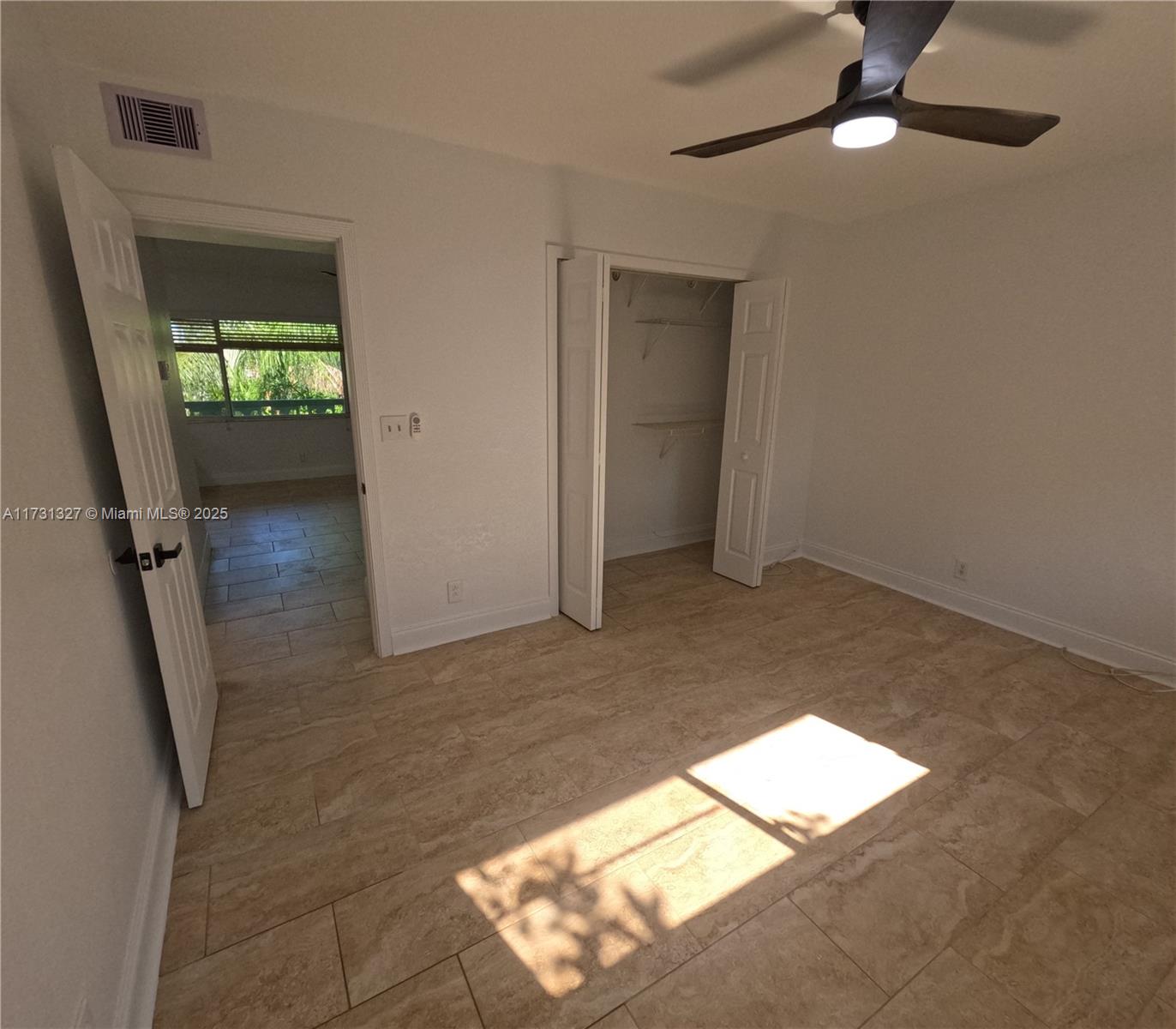 1423 Holly Heights Dr #15, Fort Lauderdale, Florida image 17